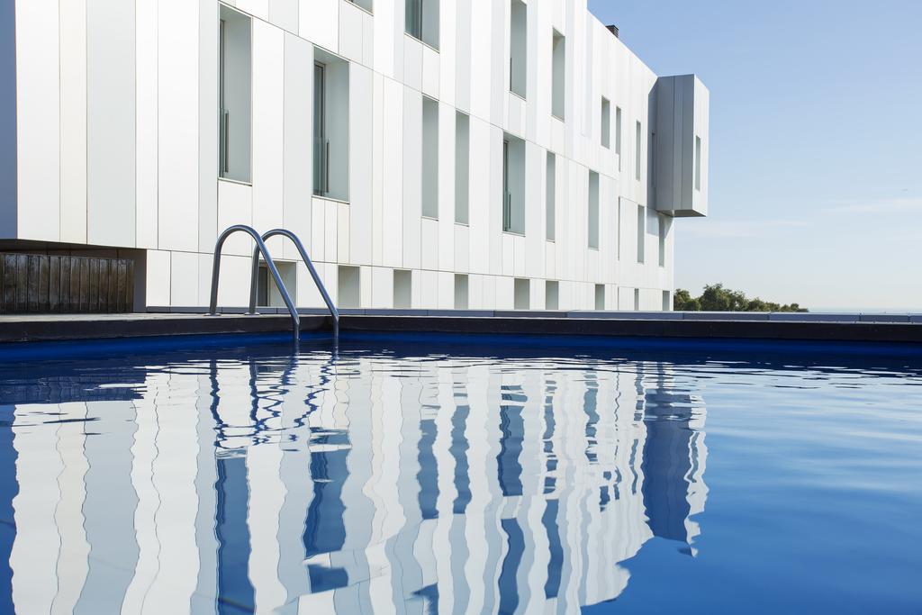 Durlet Beach Apartments